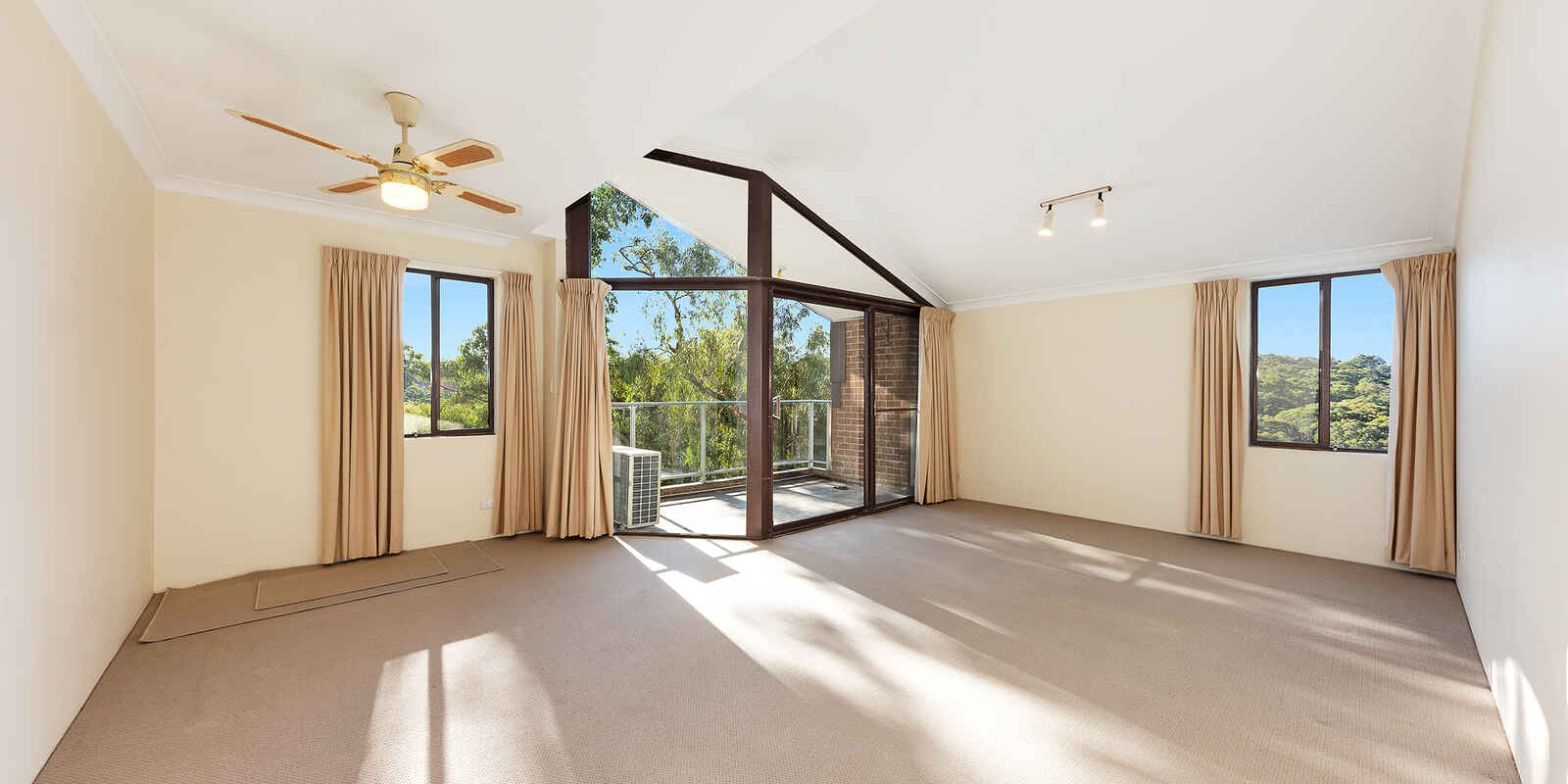 12/1 CARLISLE CLOSE Macquarie Park 12/1 CARLISLE CLOSE Macquarie Park