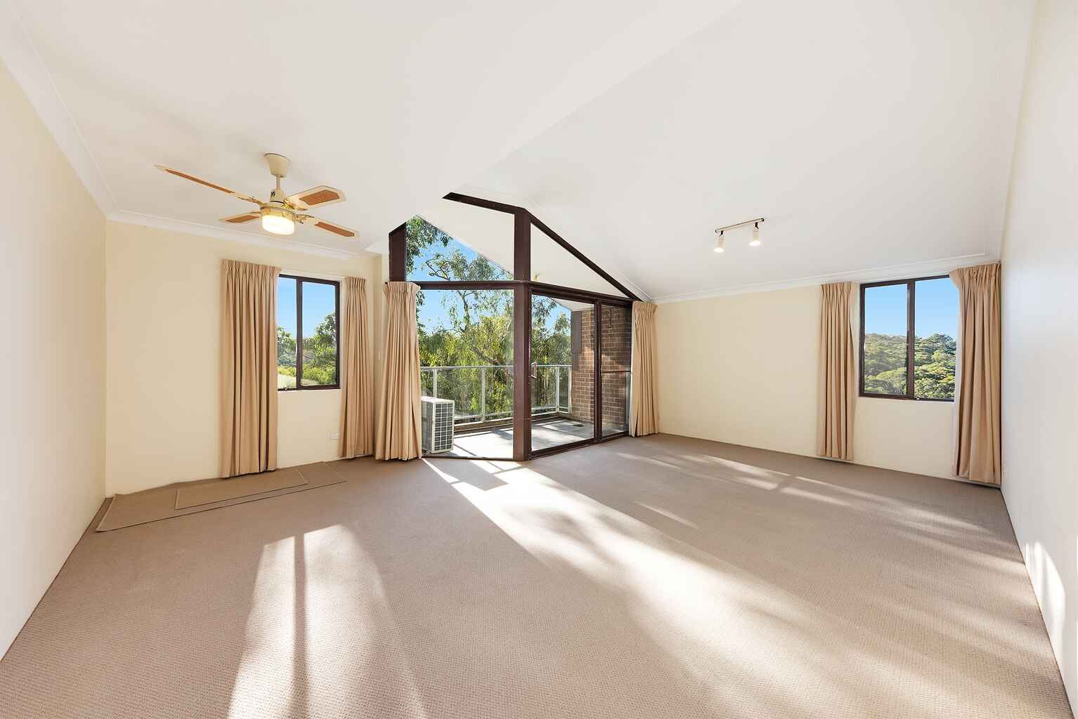 12/1 CARLISLE CLOSE Macquarie Park