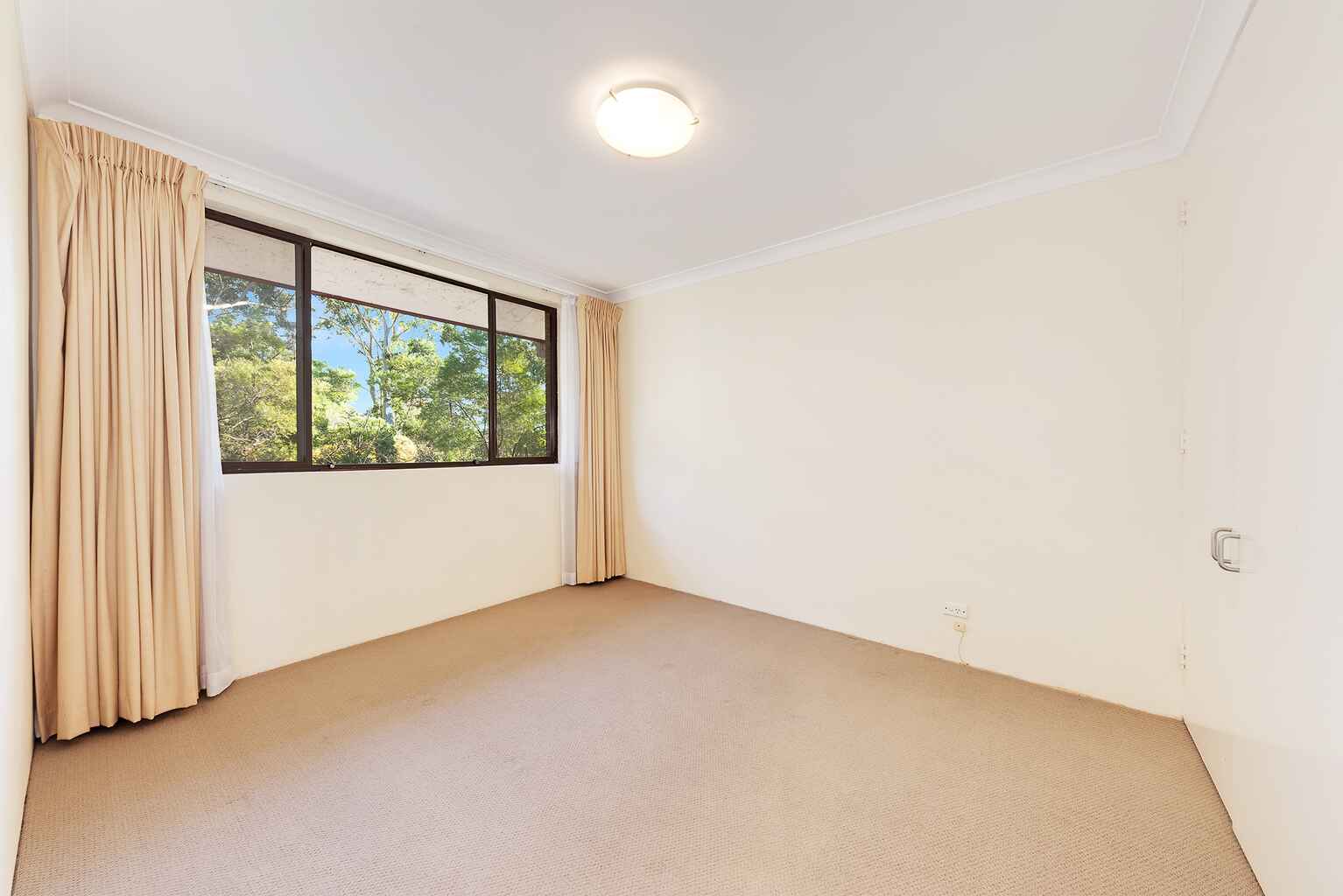 12/1 CARLISLE CLOSE Macquarie Park