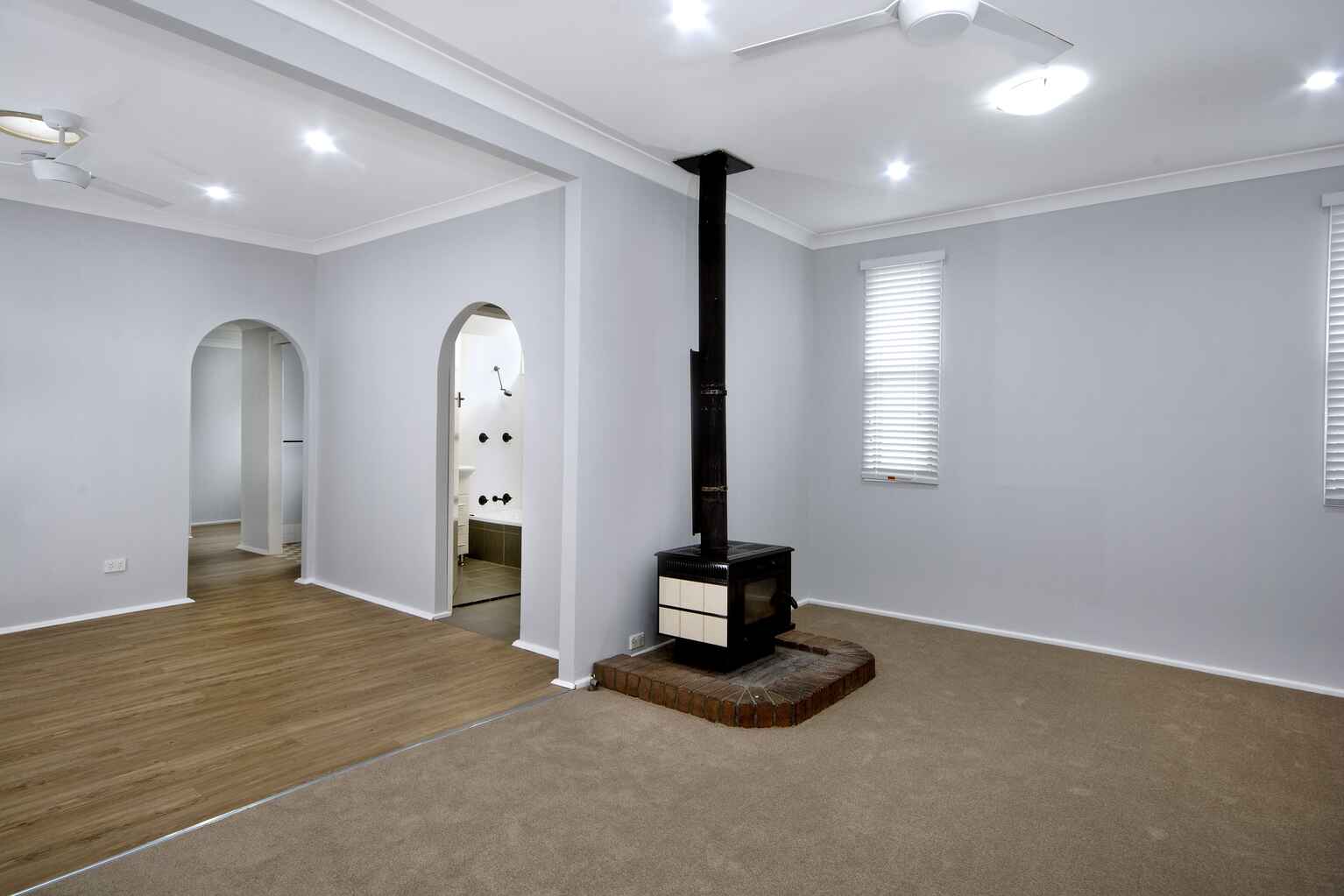 32 Marks Point Rd Marks Point