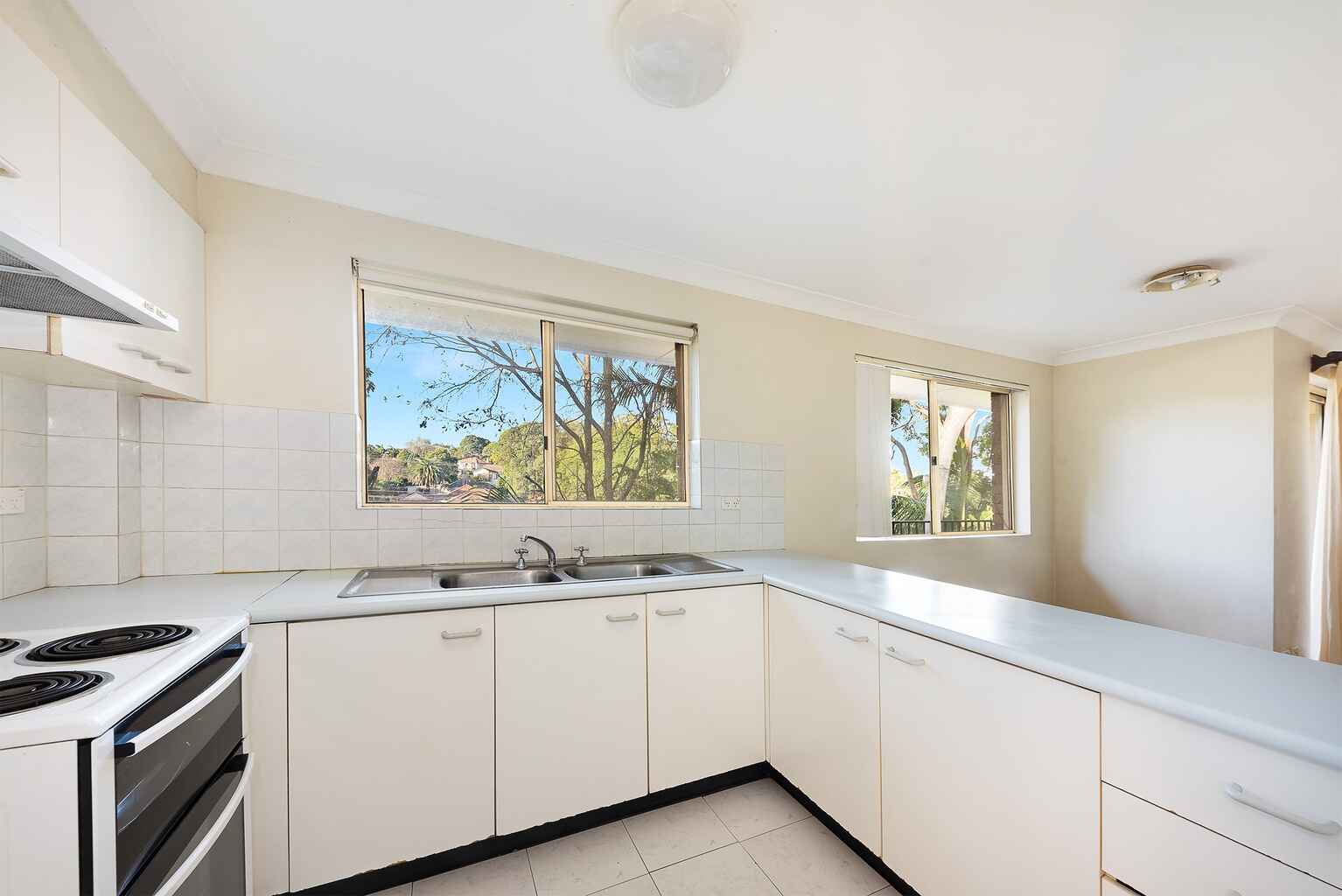 8/85-91 Hampden Road Artarmon