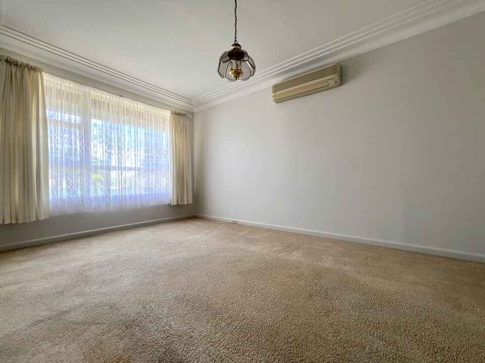 7 Burrell Crescent Baulkham Hills