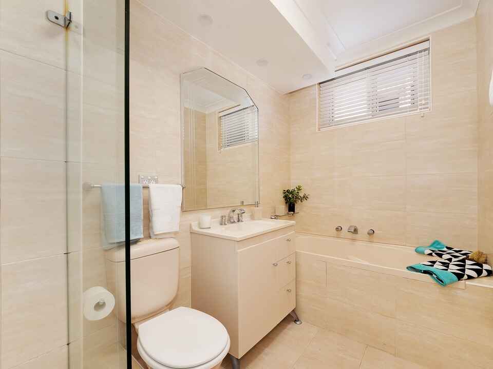 30/17-23 Wallis Parade North Bondi