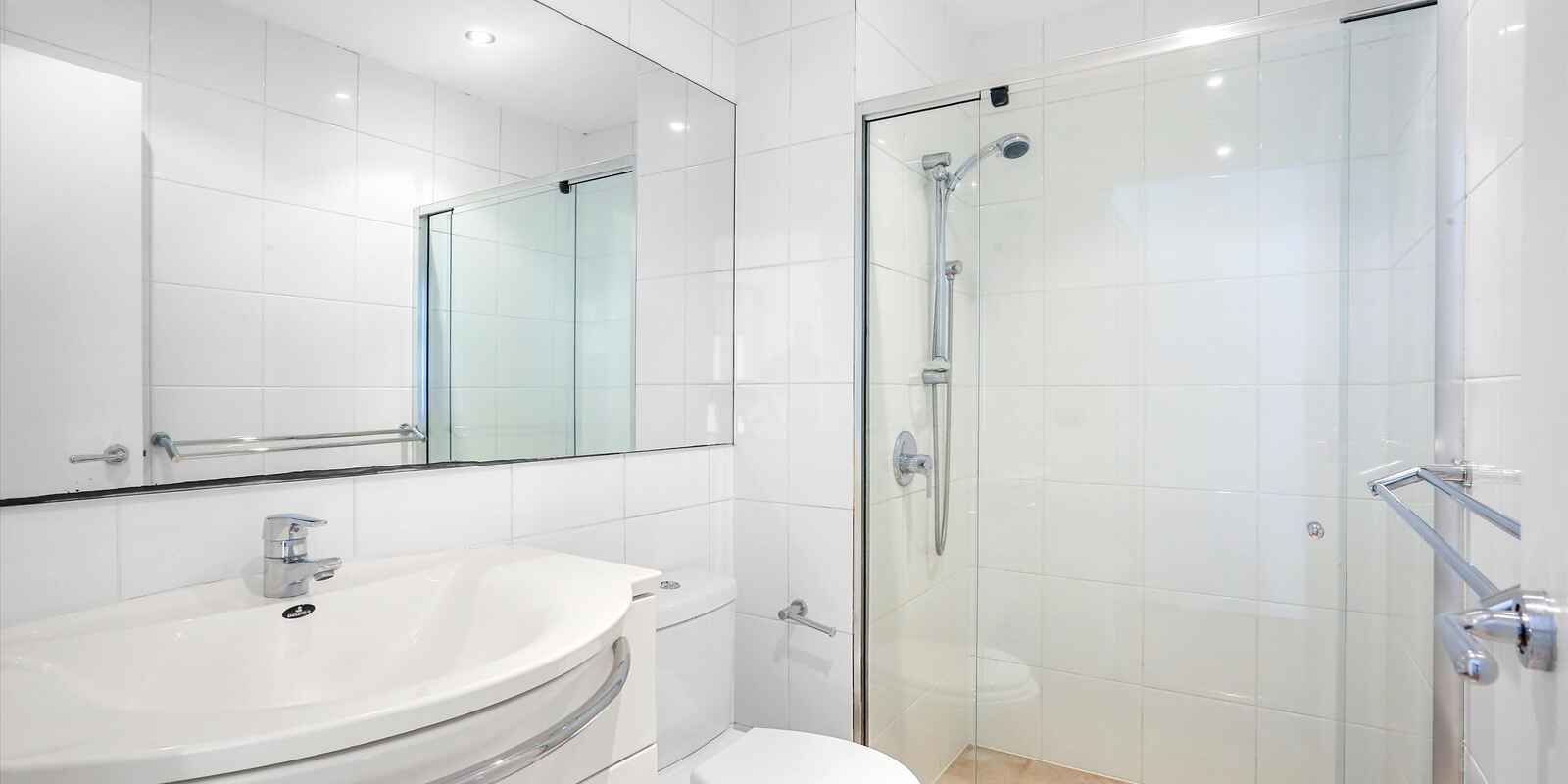 C5/18 Jacques St Chatswood