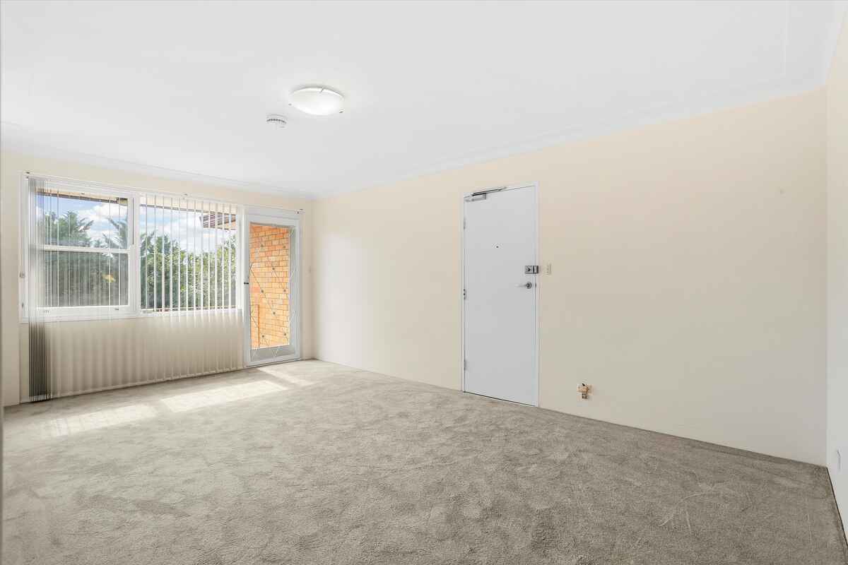 18/101 Burns Bay Rd Lane Cove