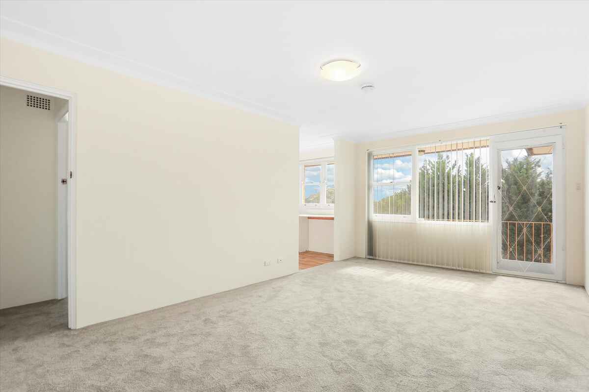 18/101 Burns Bay Rd Lane Cove