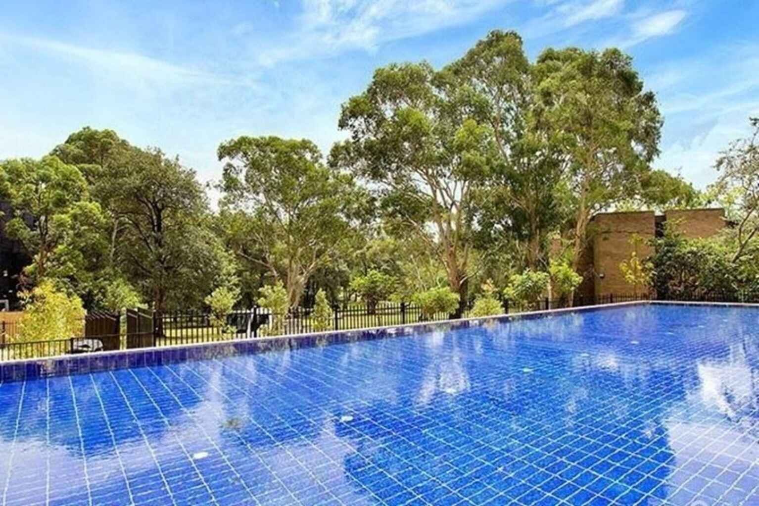 A106/2 Saunders Cl Macquarie Park