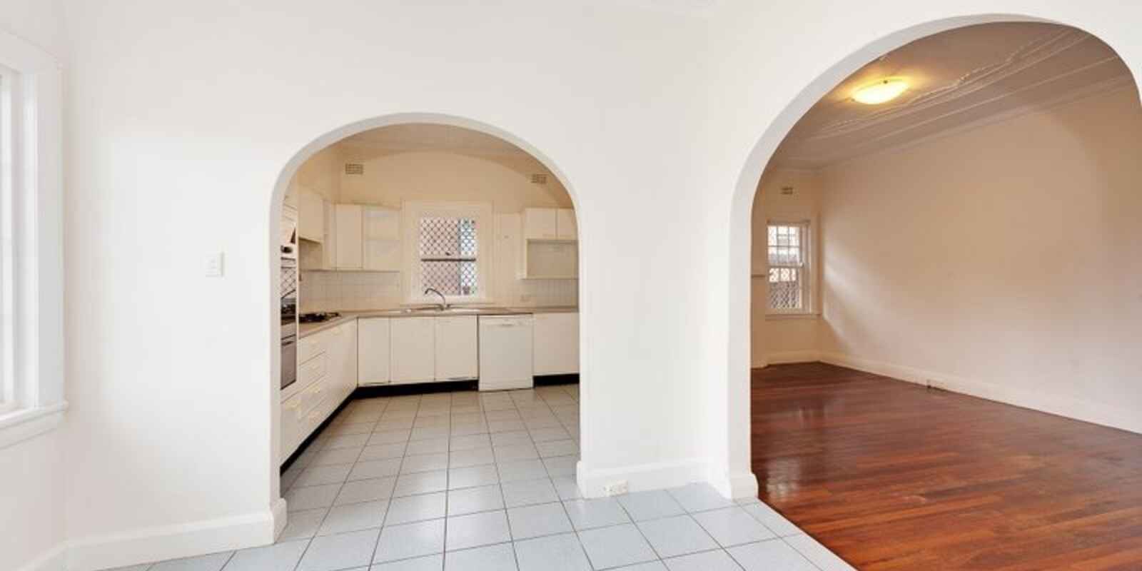 33 Oakville Rd Willoughby