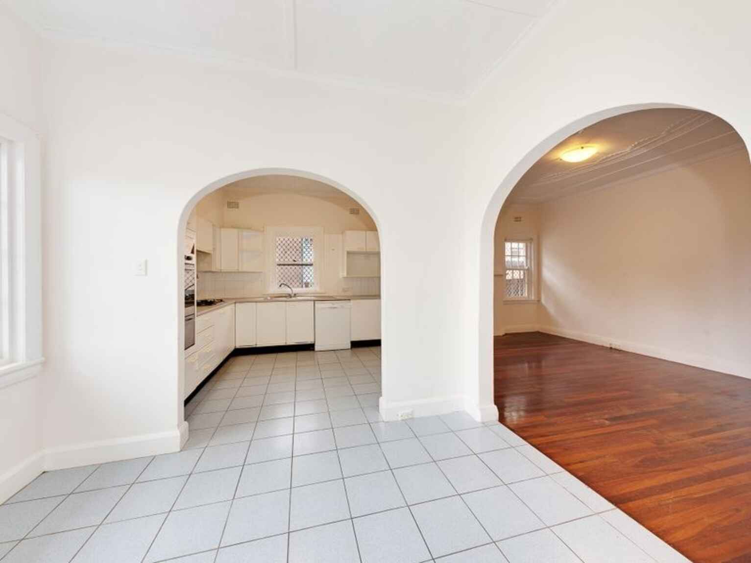 33 Oakville Rd Willoughby