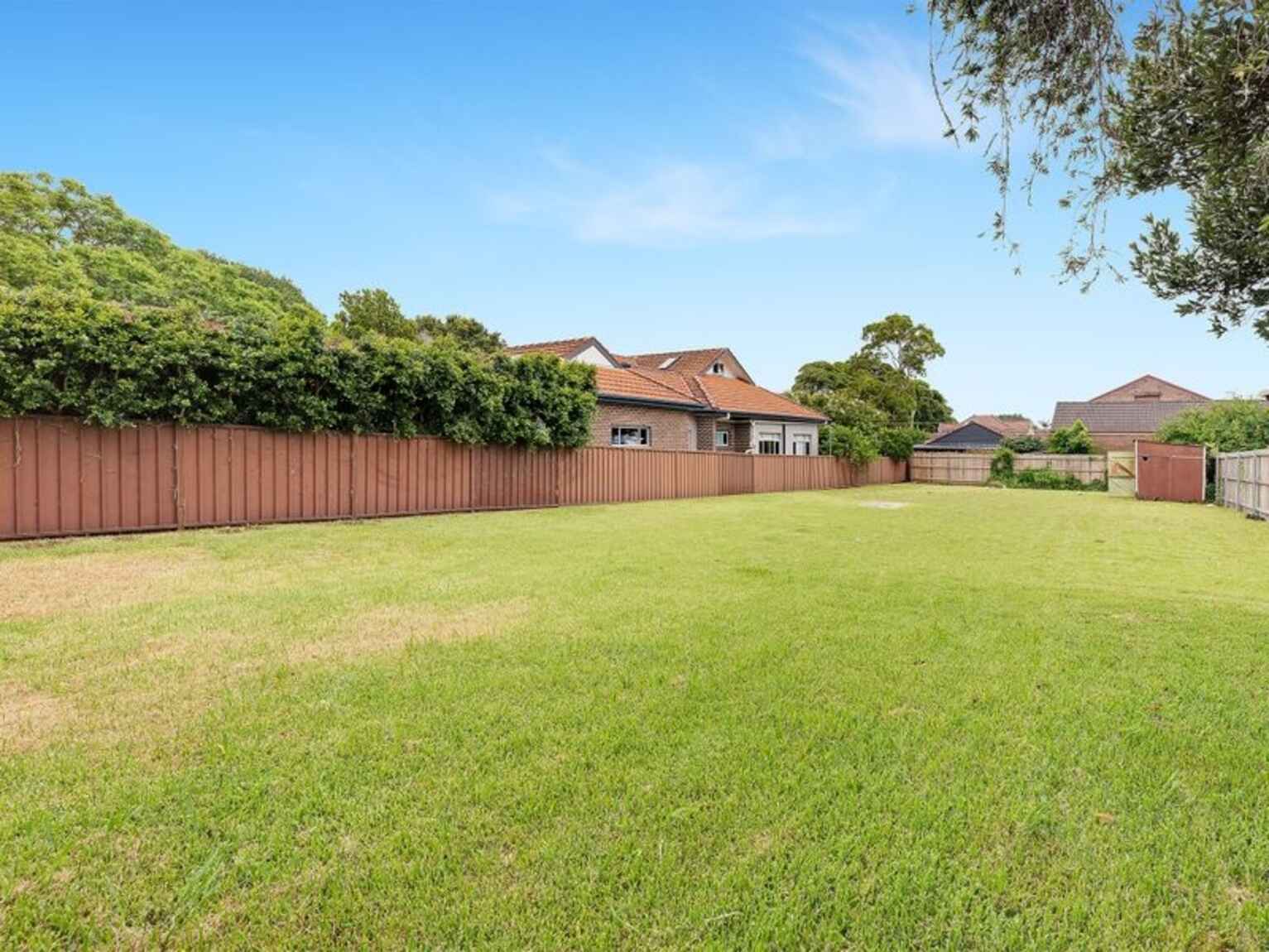 33 Oakville Rd Willoughby