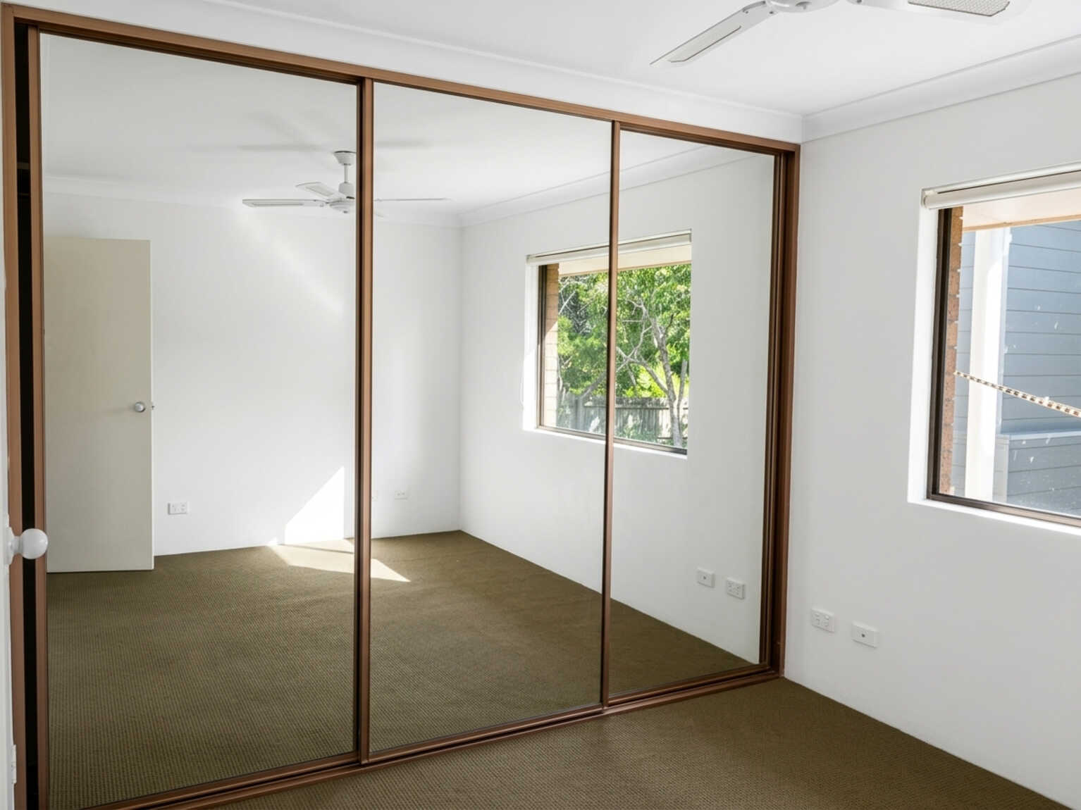 23/11-19 View St Chatswood