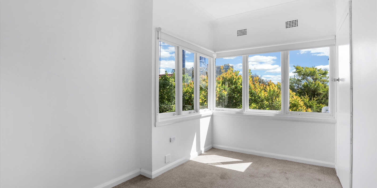 2/11 Nea St Chatswood