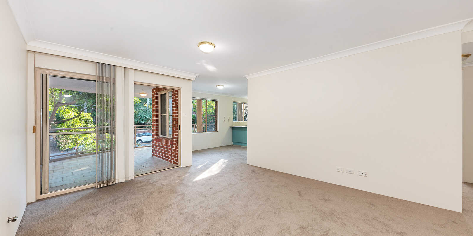 10/99 Hampden Rd Artarmon