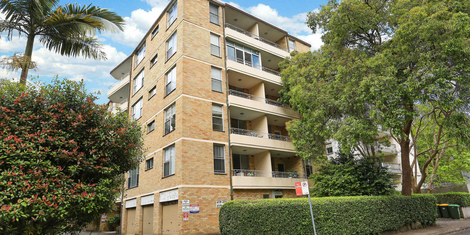 19/33 Johnson St Chatswood