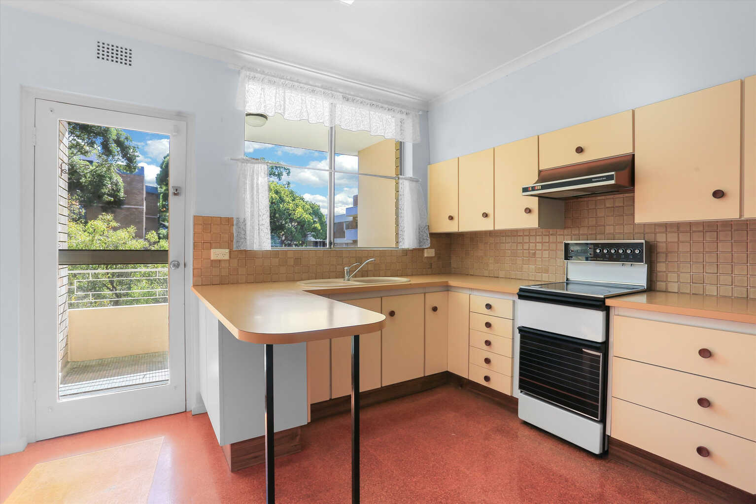 19/33 Johnson St Chatswood