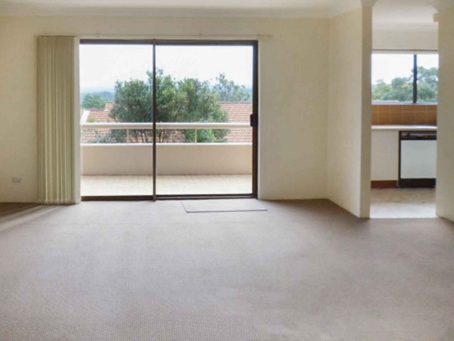 23/11-19 View Street Chatswood