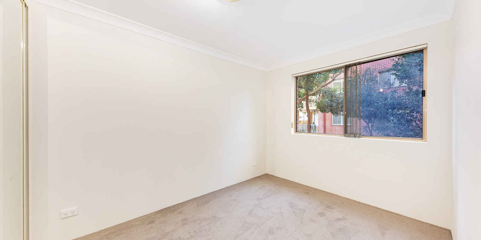 10/99 Hampden Rd Artarmon